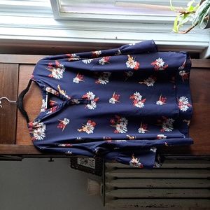 Violet + Claire size 2X navy blue floral blouse with boho sleeves